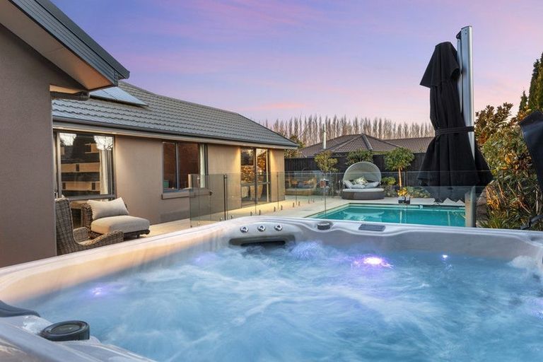 Photo of property in 75 O'neill Avenue, Northwood, Christchurch, 8051