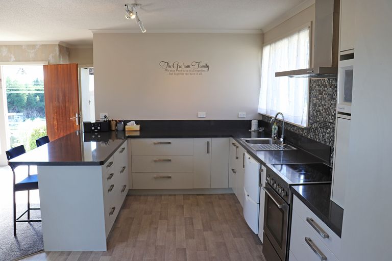 Photo of property in 26 Oban Street, Holmes Hill, Oamaru, 9401