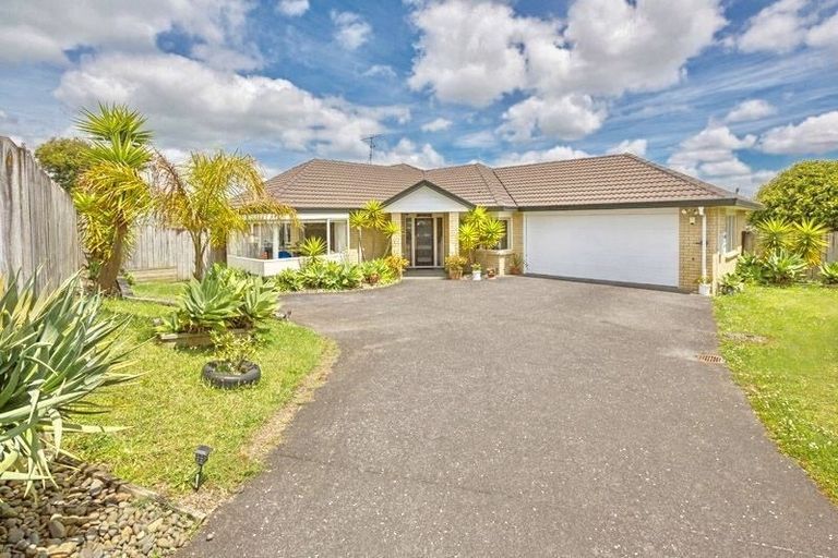 Photo of property in 22 Athenry Place, Dannemora, Auckland, 2016