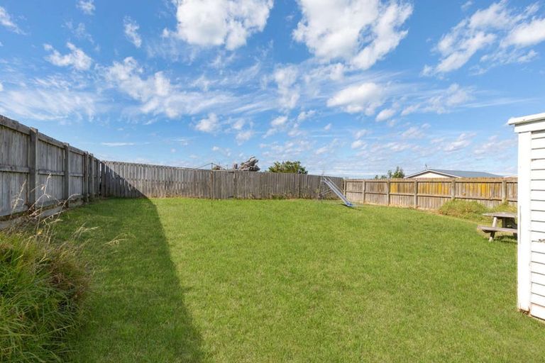 Photo of property in 75 Swiss Avenue, Gonville, Whanganui, 4501