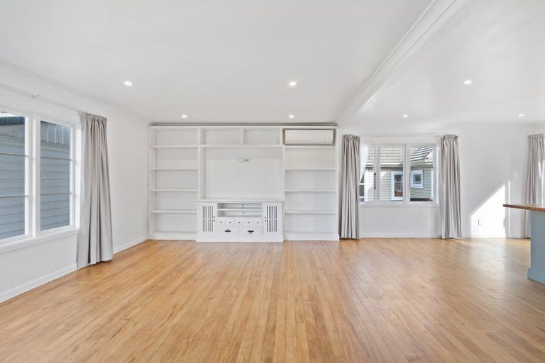 Photo of property in 62 Mount View Road, Melville, Hamilton, 3206