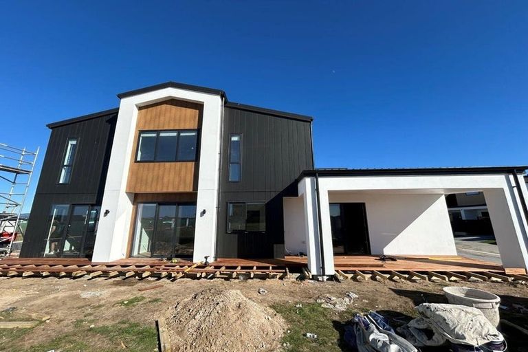 Photo of property in 8 Atutahi Lane, Papamoa Beach, 3118