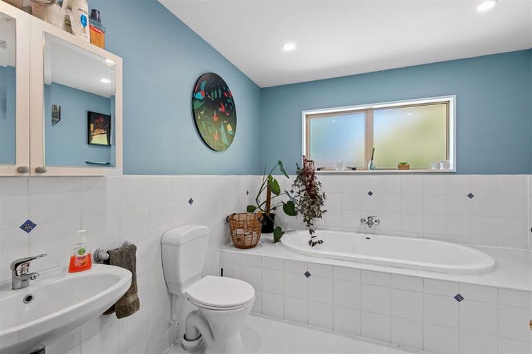 Photo of property in 11 Gainsborough Court, Rolleston, 7614