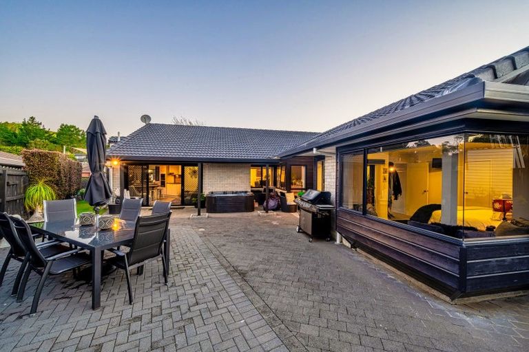 Photo of property in 16 Britannia Place, Half Moon Bay, Auckland, 2012