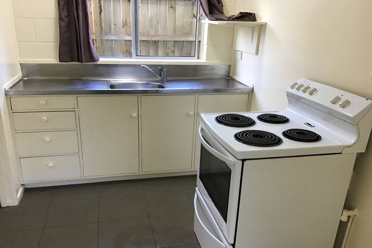 Photo of property in 1/2 Gorrie Road, Regent, Whangarei, 0112