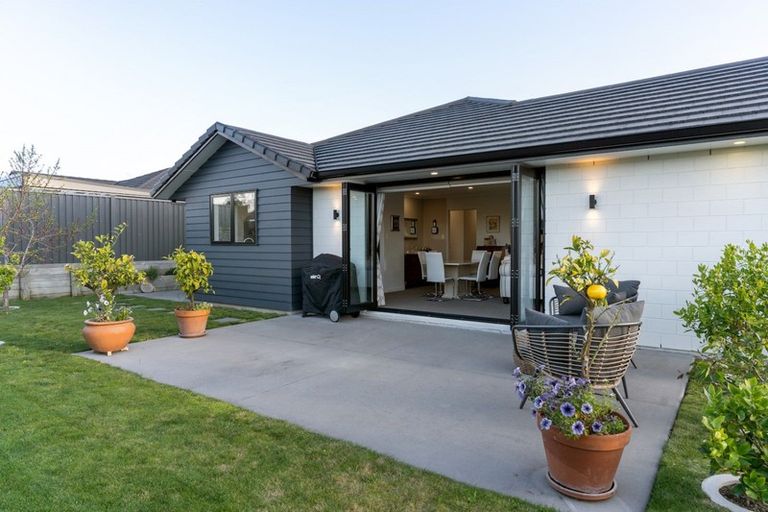 Photo of property in 1 Shea Lane, Pyes Pa, Tauranga, 3112