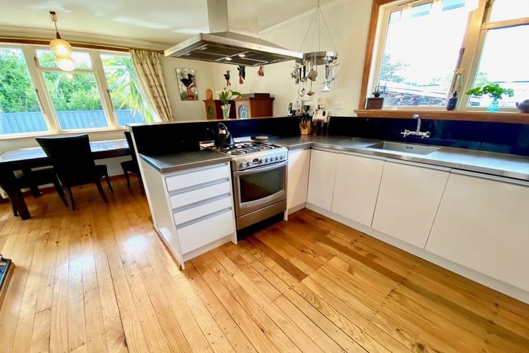 Photo of property in 12 Railway Road, Dunsandel, 7682