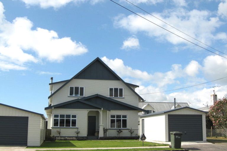 Photo of property in 42 Dorset Avenue, Westown, New Plymouth, 4310