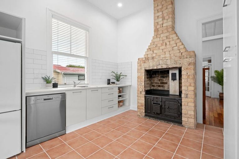 Photo of property in 6 Johnson Street, Dinsdale, Hamilton, 3204