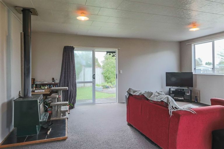 Photo of property in 13 Tawari Street, Inglewood, 4330