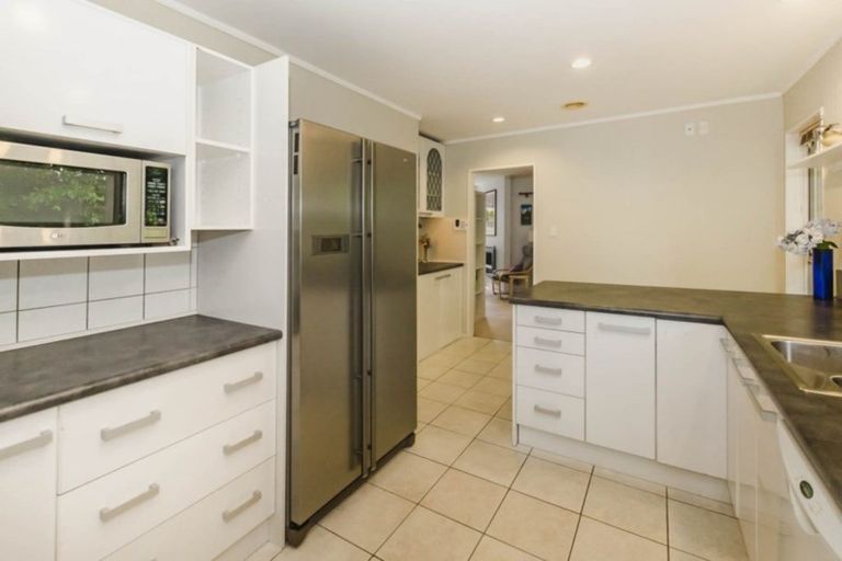 Photo of property in 31 Rimu Street, Waikanae, 5036