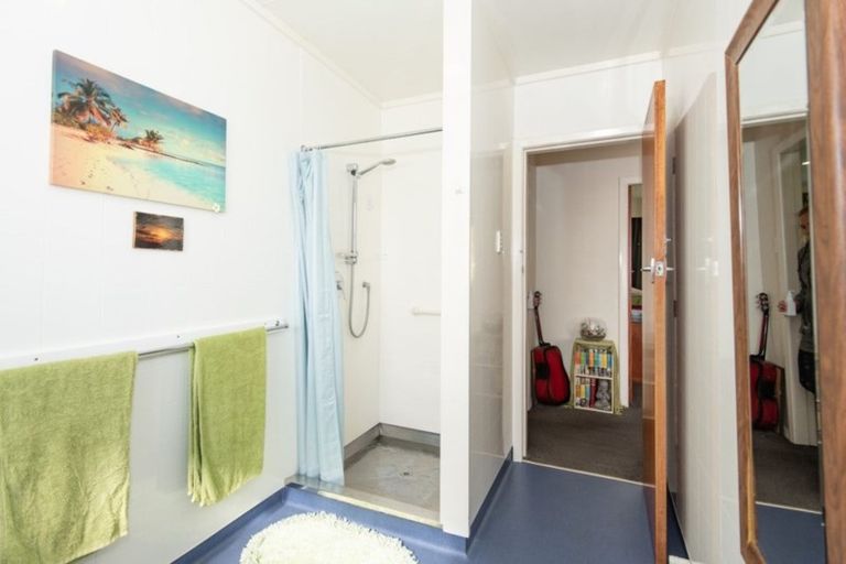 Photo of property in 1 Berkley Place, Awapuni, Palmerston North, 4412