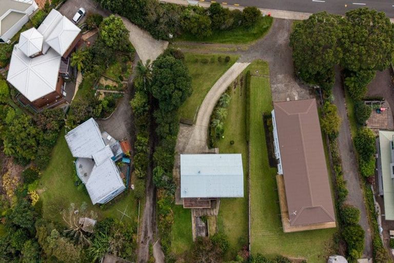 Photo of property in 213 Paku Drive, Tairua, 3508