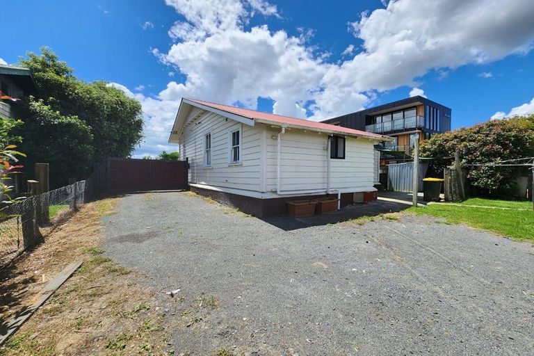 Photo of property in 8 Princes Street, Pukekohe, 2120