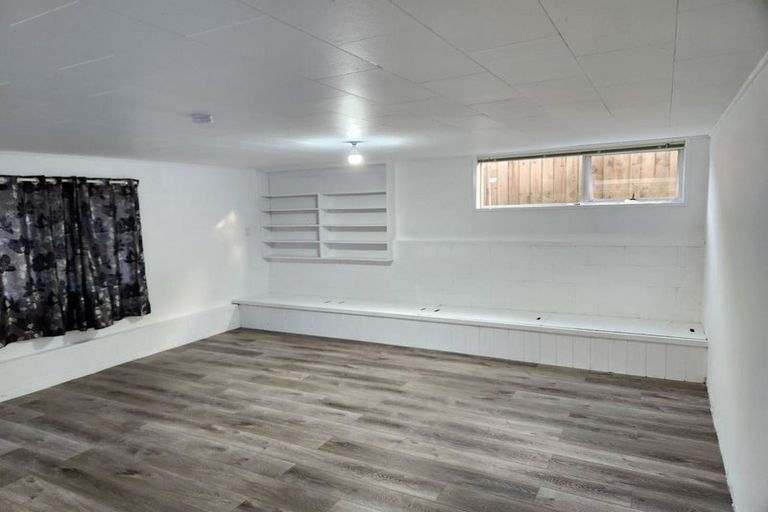 Photo of property in 25 Dobell Road, Stanmore Bay, Whangaparaoa, 0932