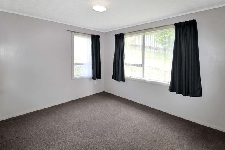 Photo of property in 89 Logie Street, Stokes Valley, Lower Hutt, 5019