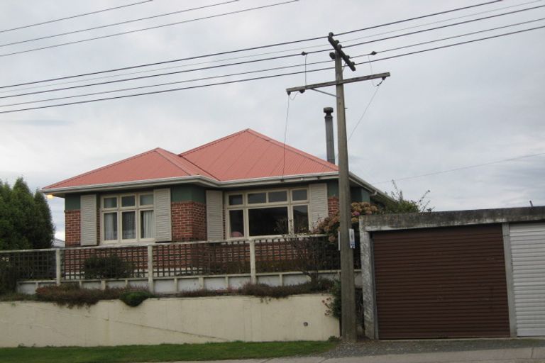 Photo of property in 24 Frances Street, Balclutha, 9230