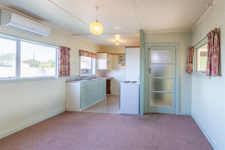 Photo of property in 19 Maude Street, Waimate, 7924
