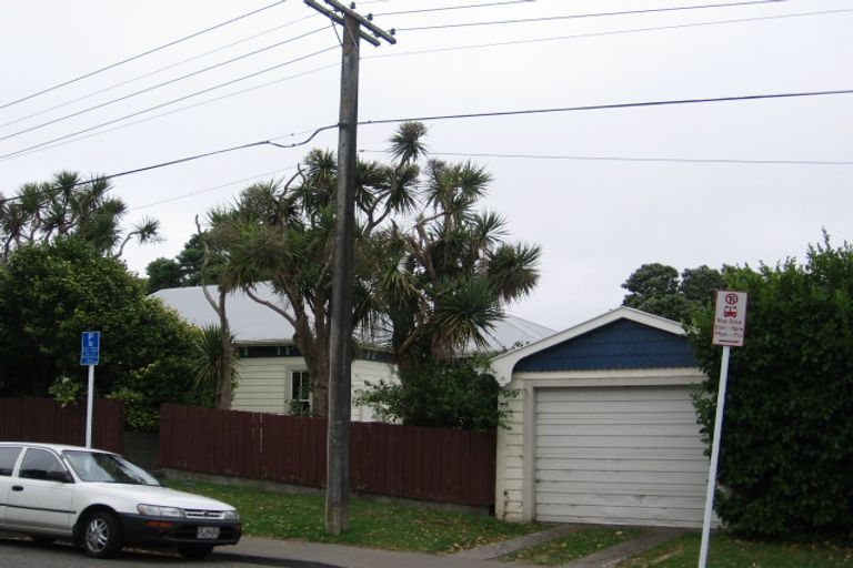 Photo of property in 45 Nicholson Road, Khandallah, Wellington, 6035