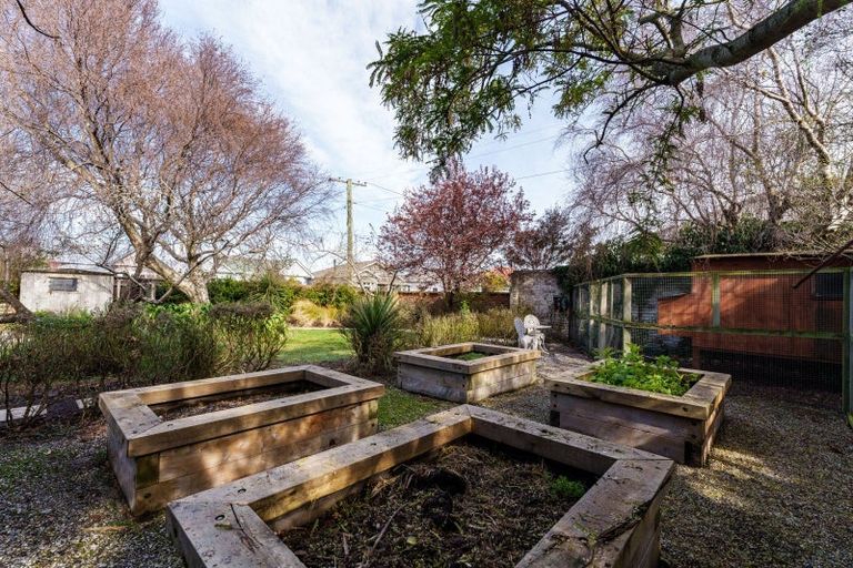 Photo of property in 20 Hargest Crescent, Saint Kilda, Dunedin, 9012