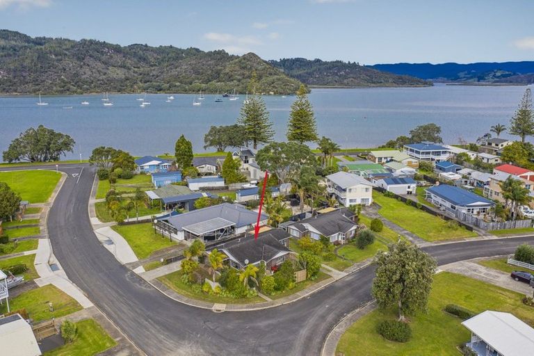 Photo of property in 6 Sarah Avenue, Whitianga, 3510