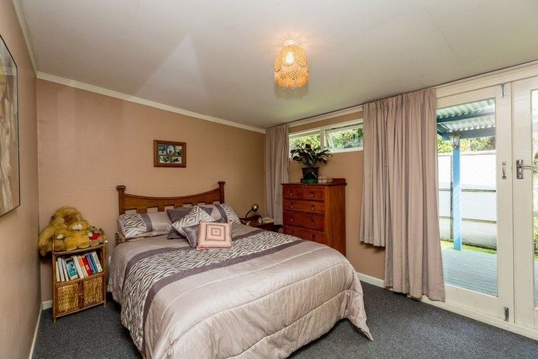 Photo of property in 454 Plymouth Road, Koru, New Plymouth, 4374