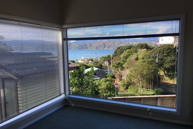 Photo of property in 6 Fettes Crescent, Seatoun, Wellington, 6022