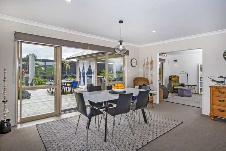 Photo of property in 256 Pataua South Road, Pataua South, Onerahi, 0192