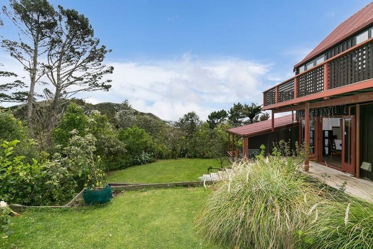 Photo of property in 64 Nalanda Crescent, Broadmeadows, Wellington, 6035