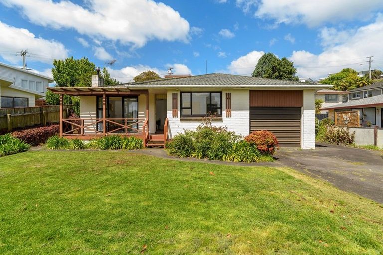 Photo of property in 92 Vale Street, Otumoetai, Tauranga, 3110