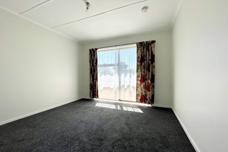 Photo of property in 2 Laxon Avenue, Otara, Auckland, 2025