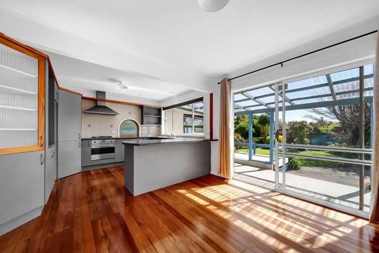 Photo of property in 190a Seaview Road, Westown, New Plymouth, 4310