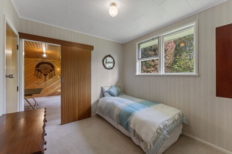Photo of property in 412 Stokes Valley Road, Stokes Valley, Lower Hutt, 5019