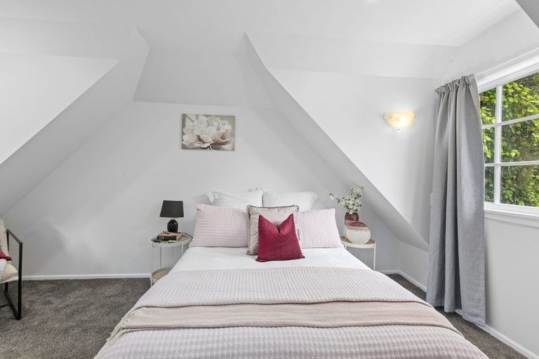 Photo of property in 128 Manuka Street, Stokes Valley, Lower Hutt, 5019