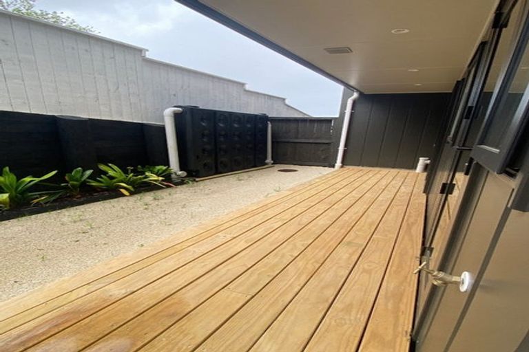 Photo of property in 32b Potter Avenue, Northcote, Auckland, 0627