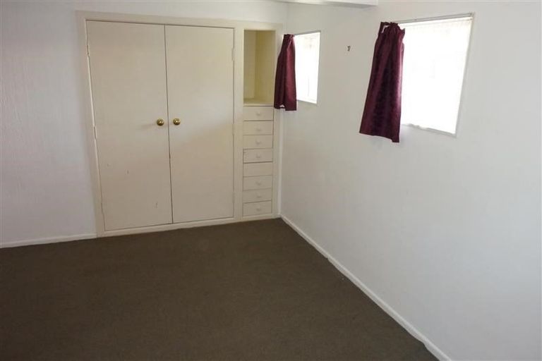 Photo of property in 49 Woodglen Road, Glen Eden, Auckland, 0602