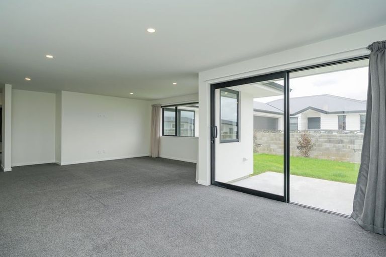 Photo of property in 27 Renfrew Street, Waikiwi, Invercargill, 9810