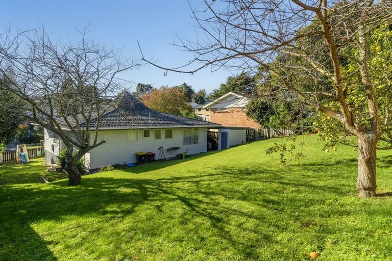 Photo of property in 5 Dunton Drive, Welcome Bay, Tauranga, 3112