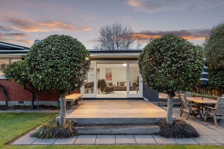 Photo of property in 209 Ilam Road, Ilam, Christchurch, 8041