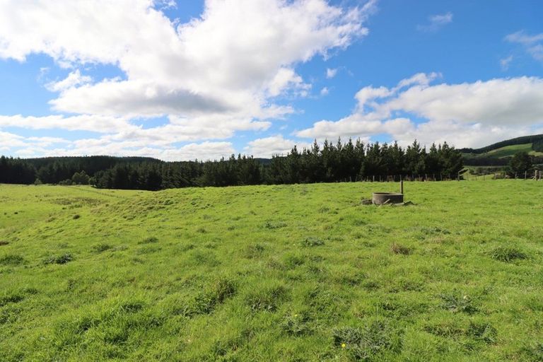 Photo of property in 529 Craigie Lea Road, Te Wharau, Masterton, 5883