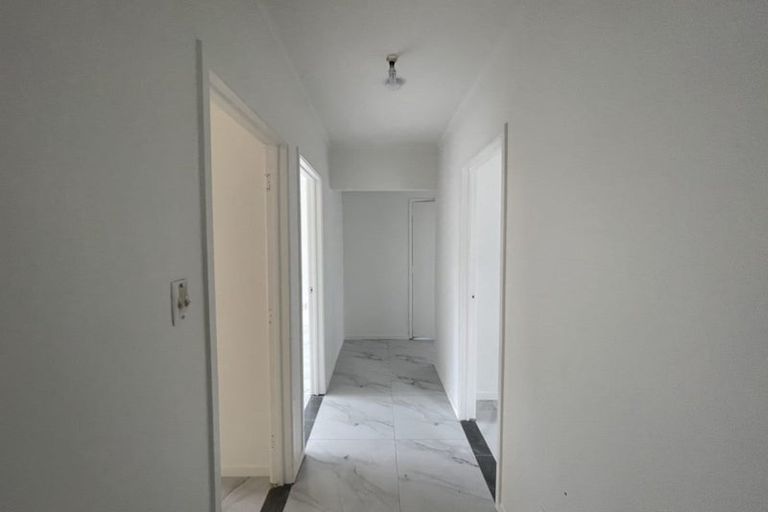 Photo of property in 30 Ramillies Place, Glenfield, Auckland, 0629