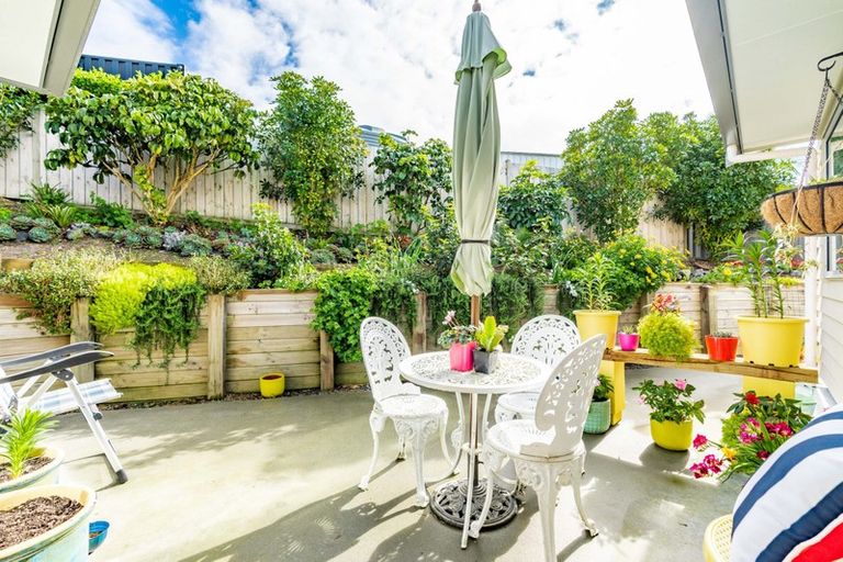 Photo of property in 4 Kakapo Place, Mangawhai, 0505