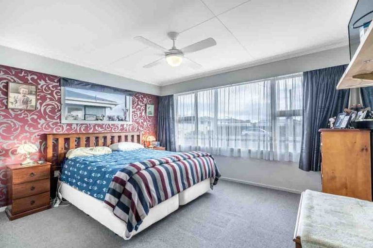 Photo of property in 121 Mcquarrie Street, Kingswell, Invercargill, 9812