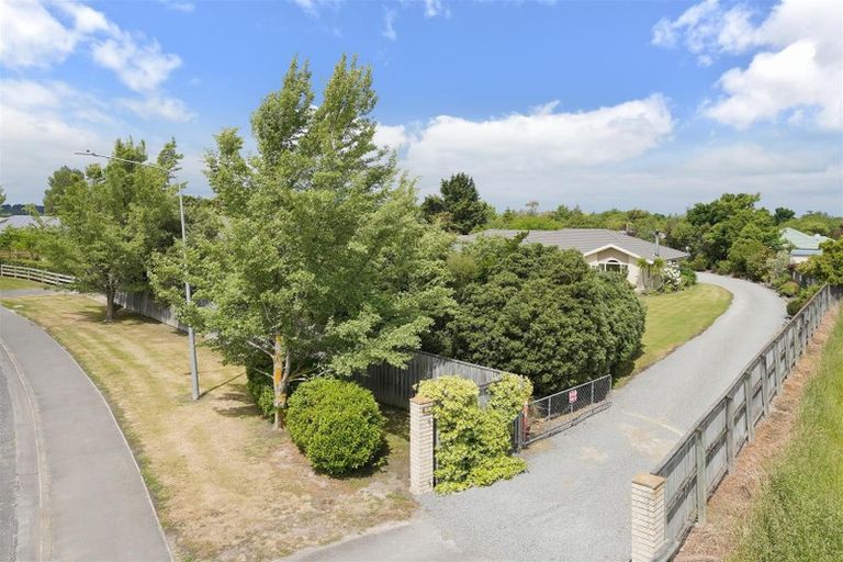 Photo of property in 2 Willowside Place, Amberley, 7410