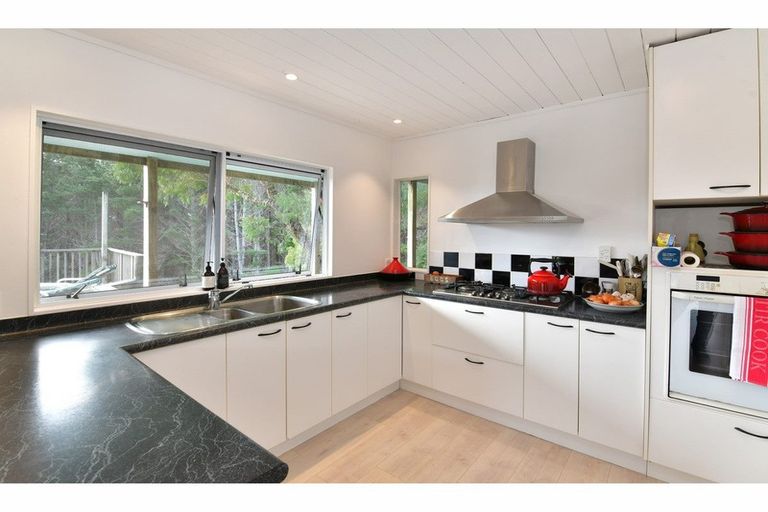 Photo of property in 72 Fiddlers Hill Road, Puhoi, Warkworth, 0994