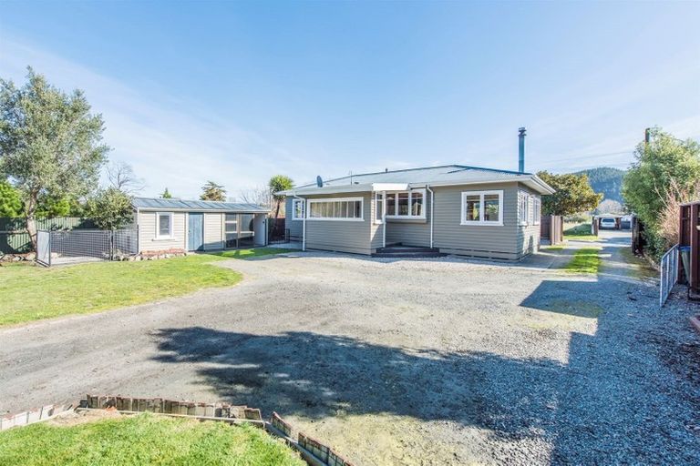 Photo of property in 166 Whitby Road, Wakefield, 7025