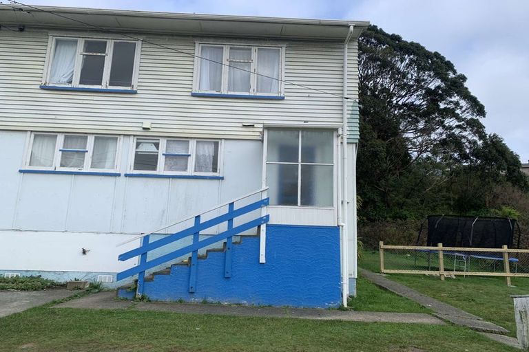 Photo of property in 62-64 Hampshire Street, Cannons Creek, Porirua, 5024