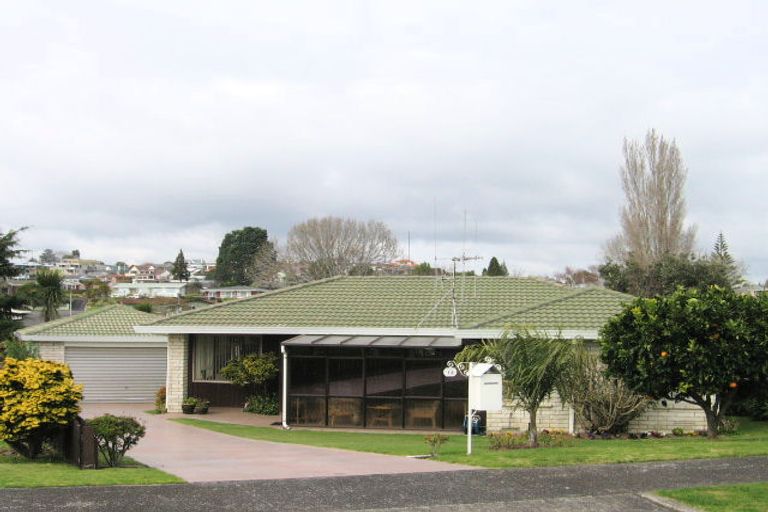Photo of property in 18 Tarata Street, Matua, Tauranga, 3110