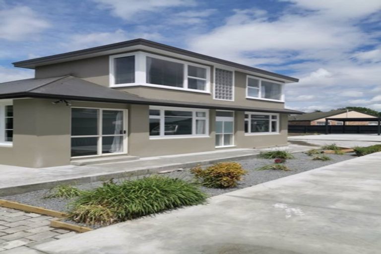 Photo of property in 15 Meadow Street, Papanui, Christchurch, 8052
