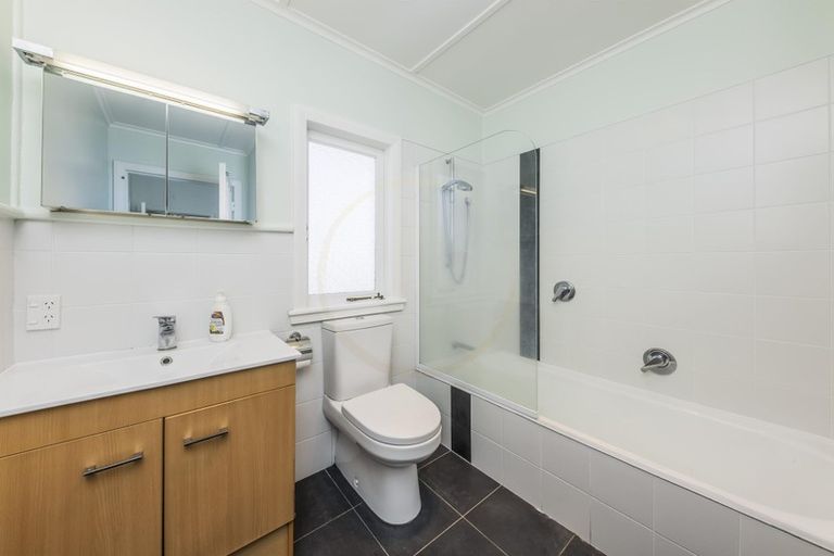 Photo of property in 74 George Street, Tuakau, 2121